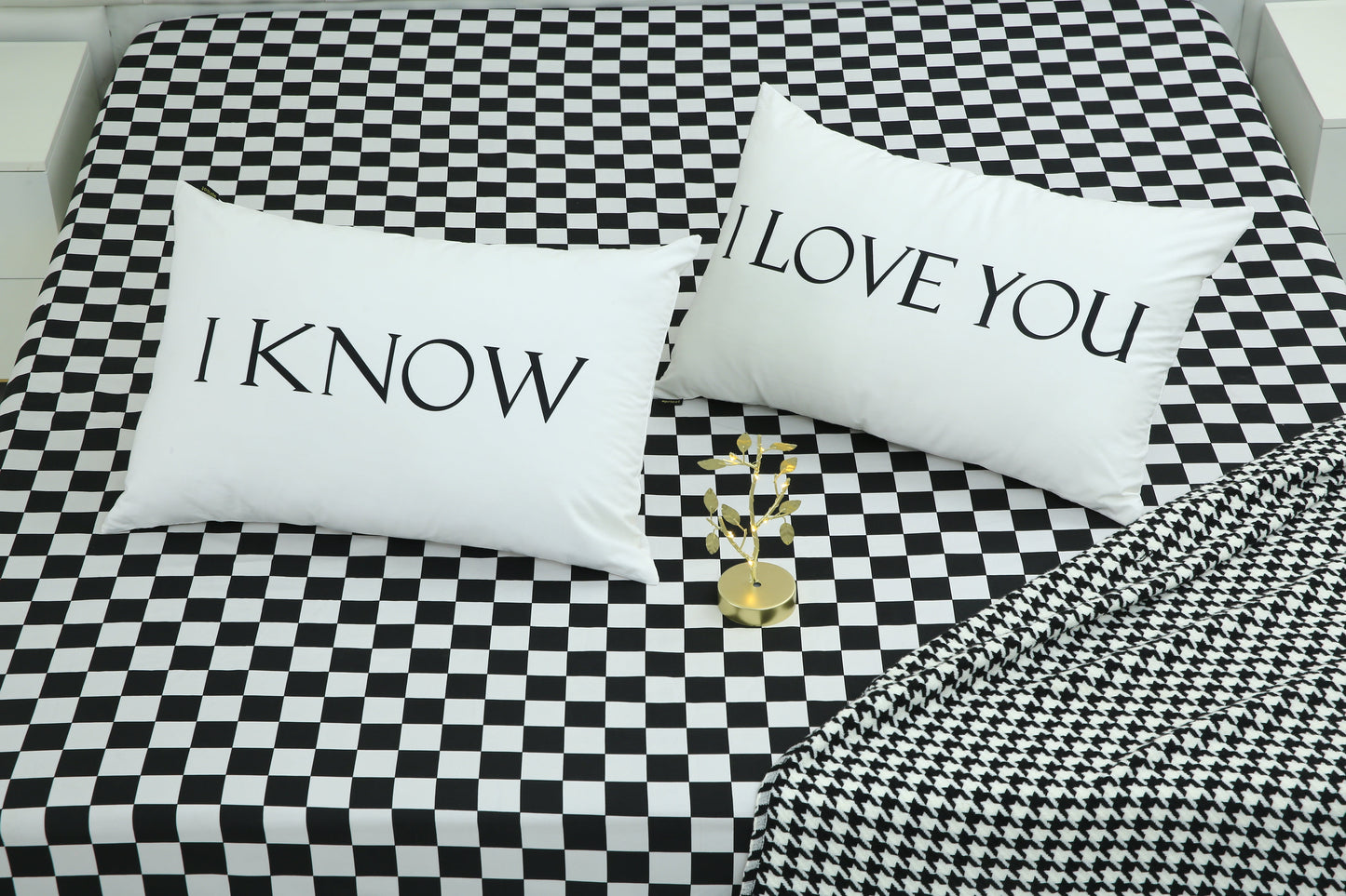 2 PCs Digital Printed Couple Pillow-LOVE cushions Apricot