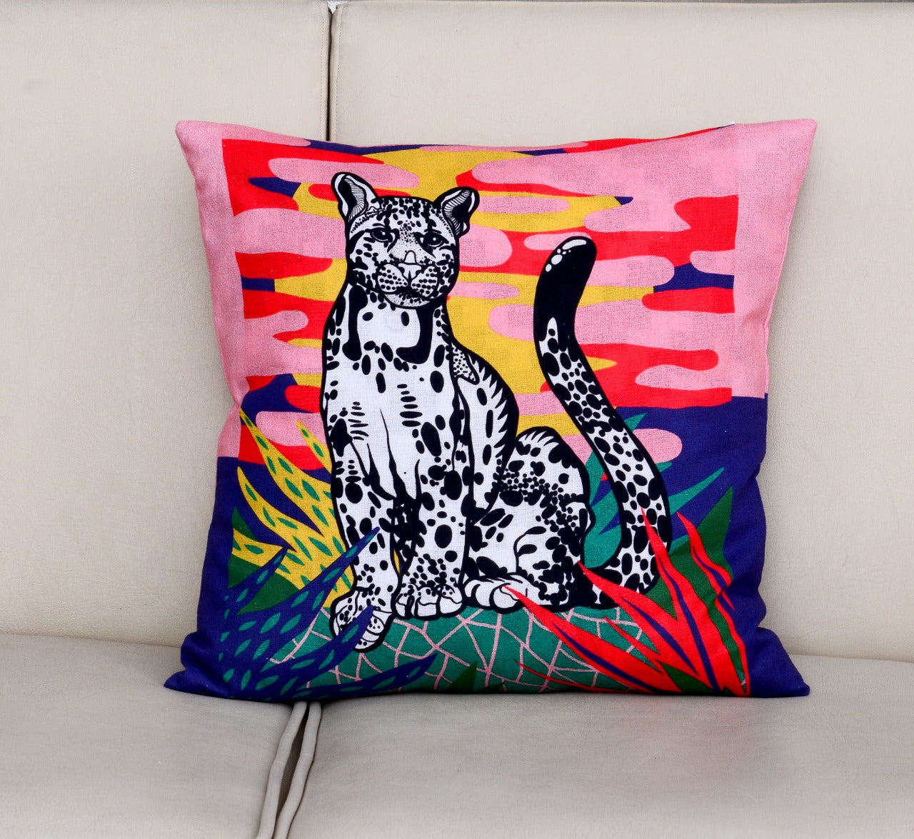 6 PCs Leopards Digital Printed Duck Cushions cushions Apricot