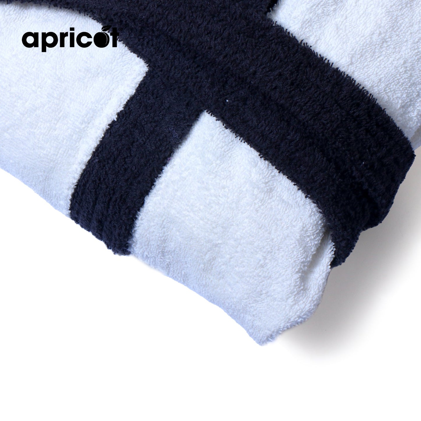 Cotton Kid's Bathrobe-White Over Black Bath Towels & Washcloths Apricot