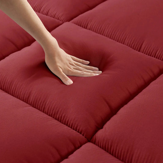 Winter Mattress Topper 700 GSM- Red Comforters Apricot