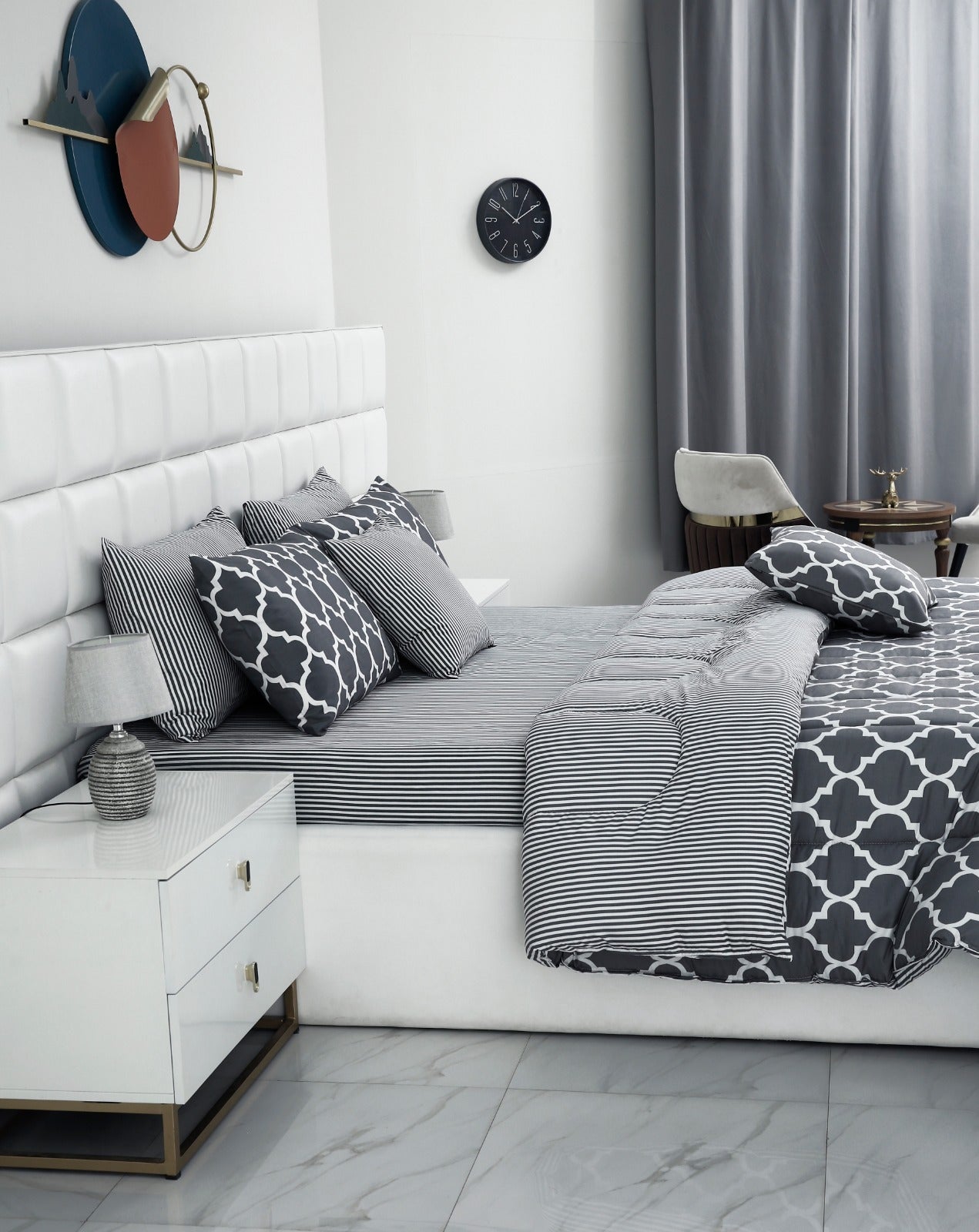 8 PCs Winter Comforter Set-Grey Geometric Comforters Apricot