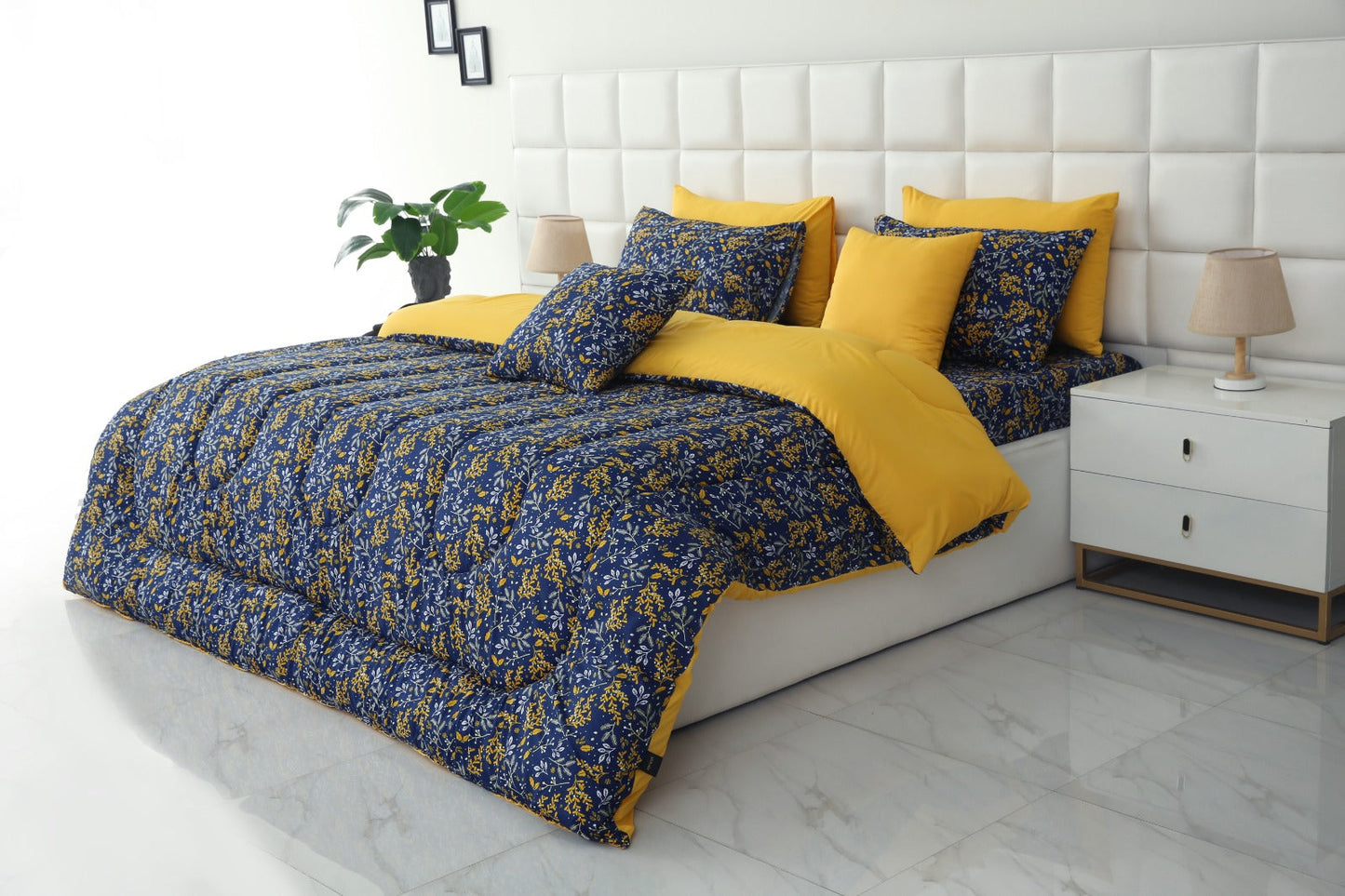 8 PCs Winter Comforter Set-Daffodils Comforters Apricot