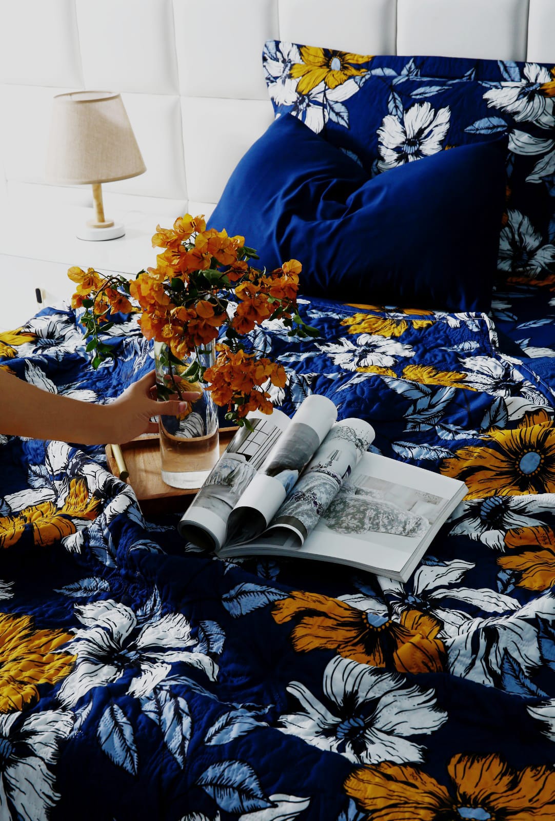 6 PCs Printed Bed Spread Set-White Flower Bed Spread Apricot