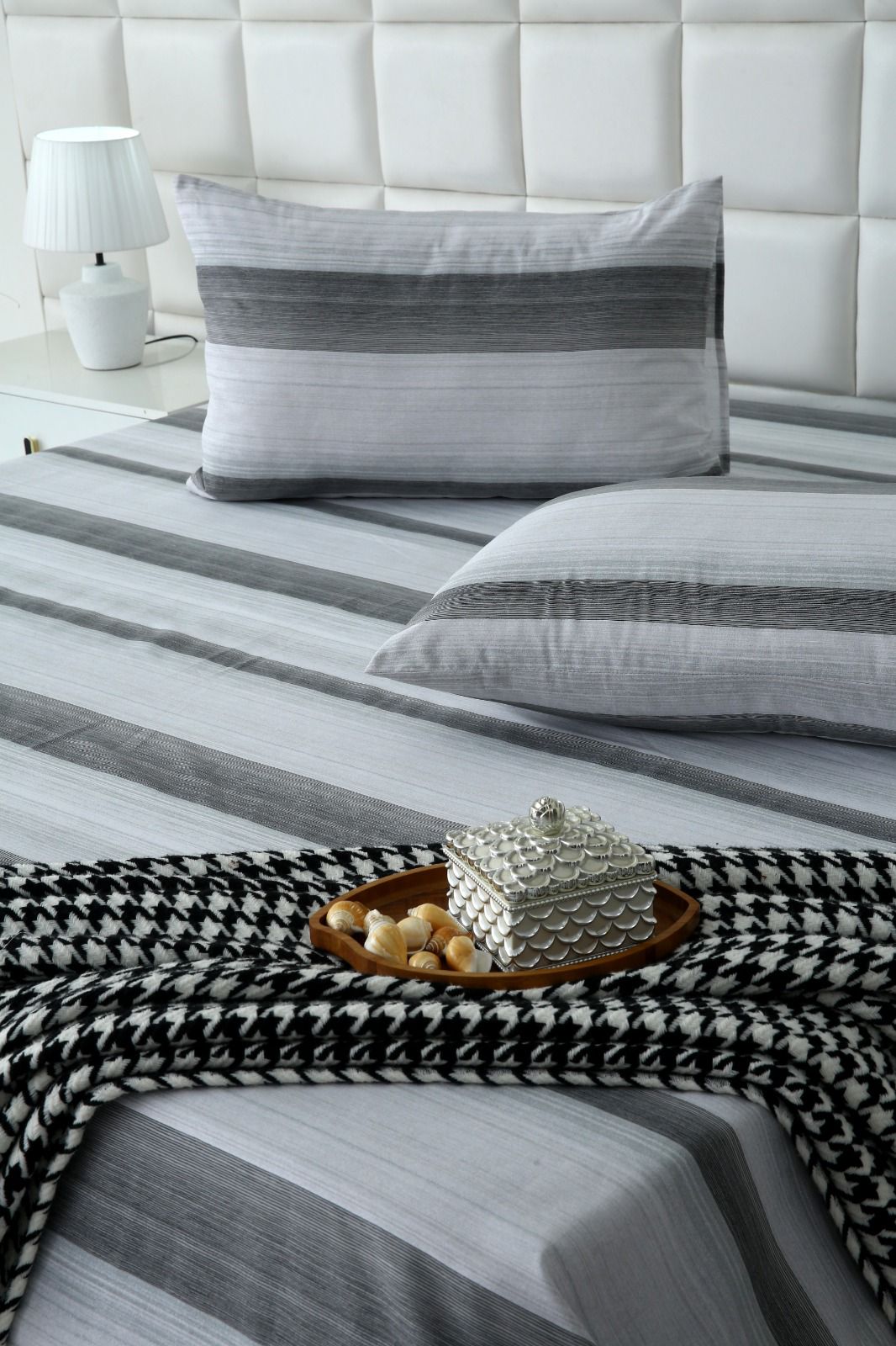 3 PCs Double Bed Sheet-DB116 Bed Sheets Apricot