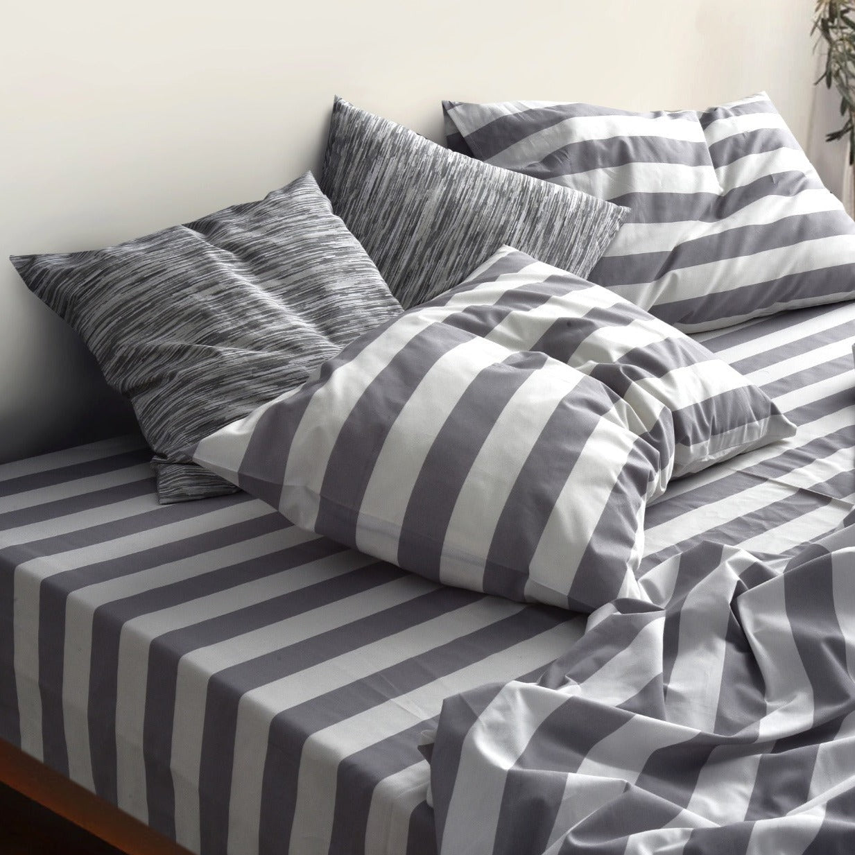 3 PCs Bed Sheet Satin(5183)-AP0070 Bed Sheets Apricot   