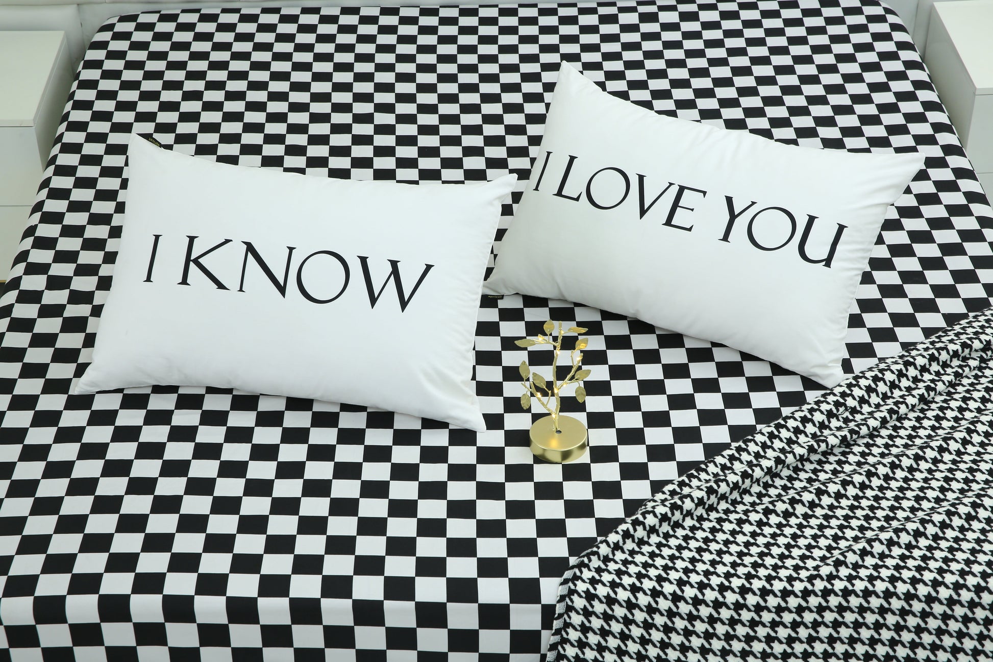 2 PCs Digital Printed Couple Pillow-LOVE cushions Apricot