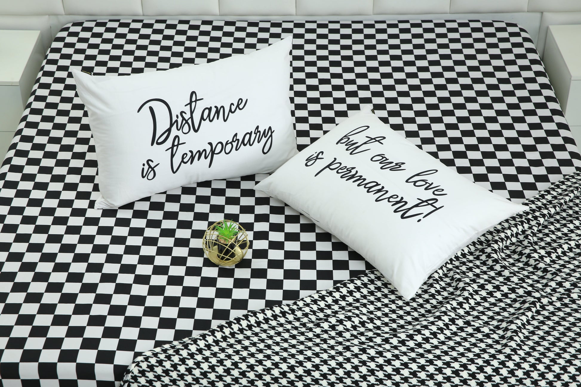 2 PCs Digital Printed Couple Pillow-Distance cushions Apricot