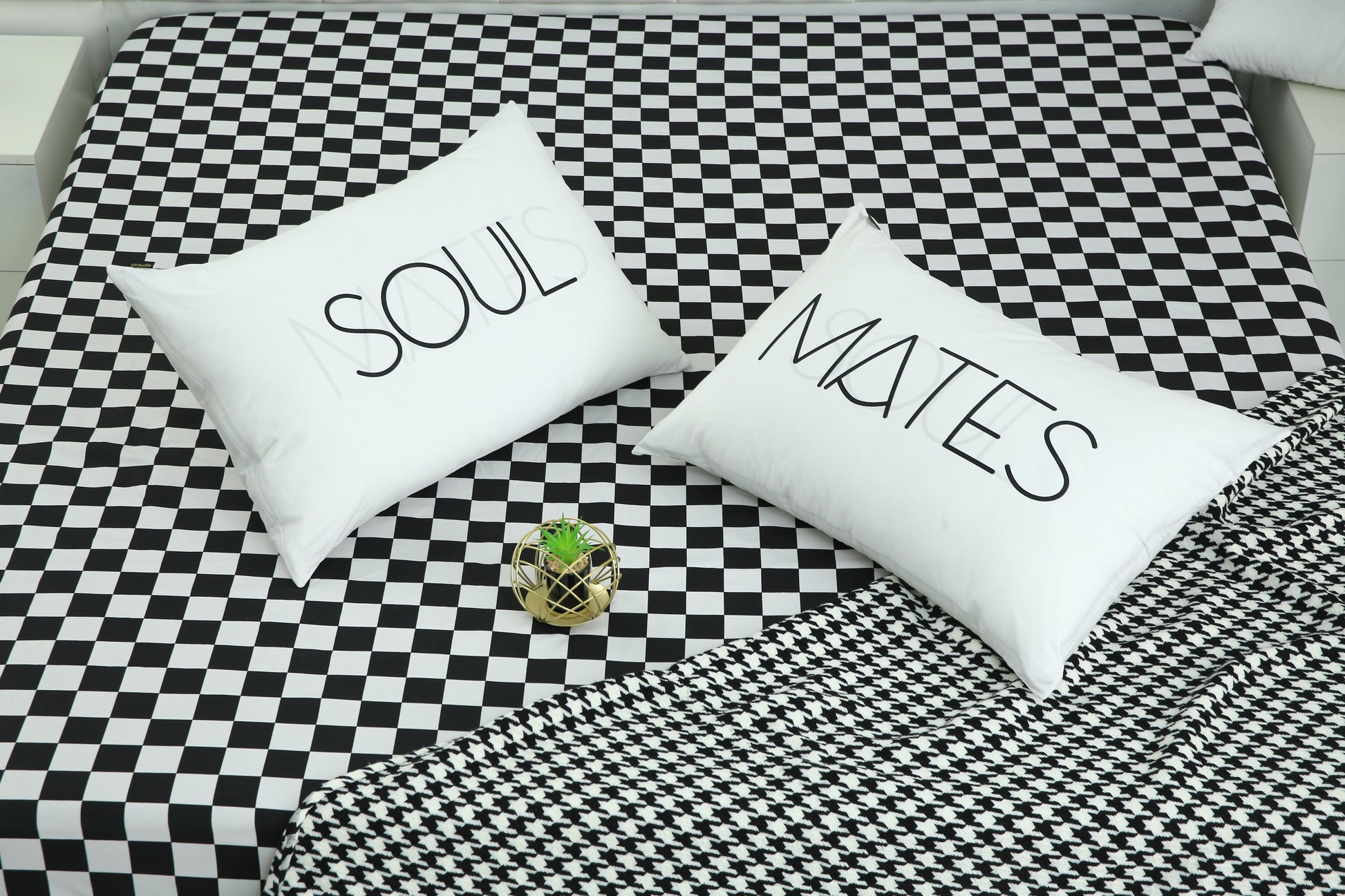 2 PCs Digital Printed Couple Pillow-SOUL/MATES cushions Apricot
