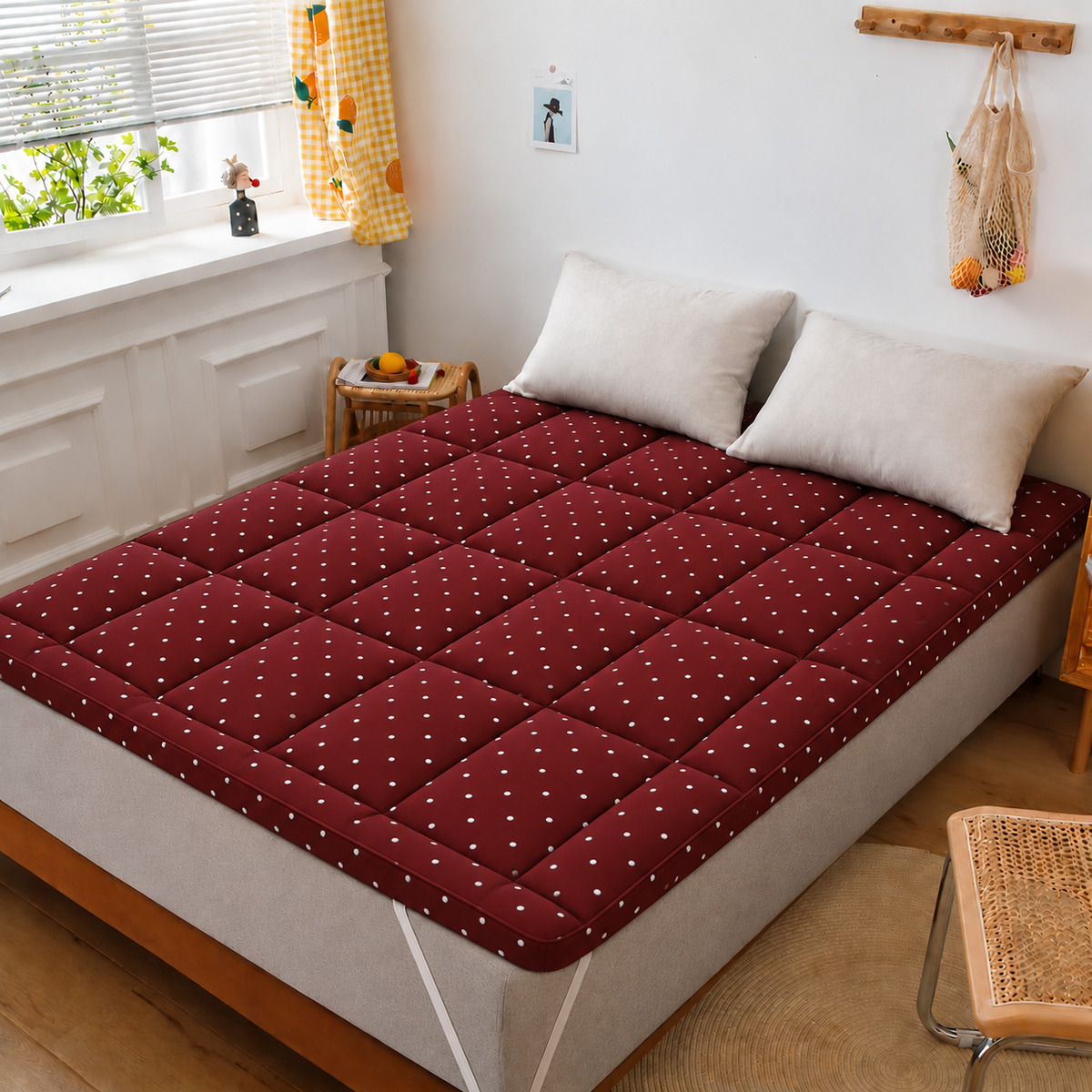 Winter Mattress Topper 700 GSM- Plum Polka Comforters Apricot