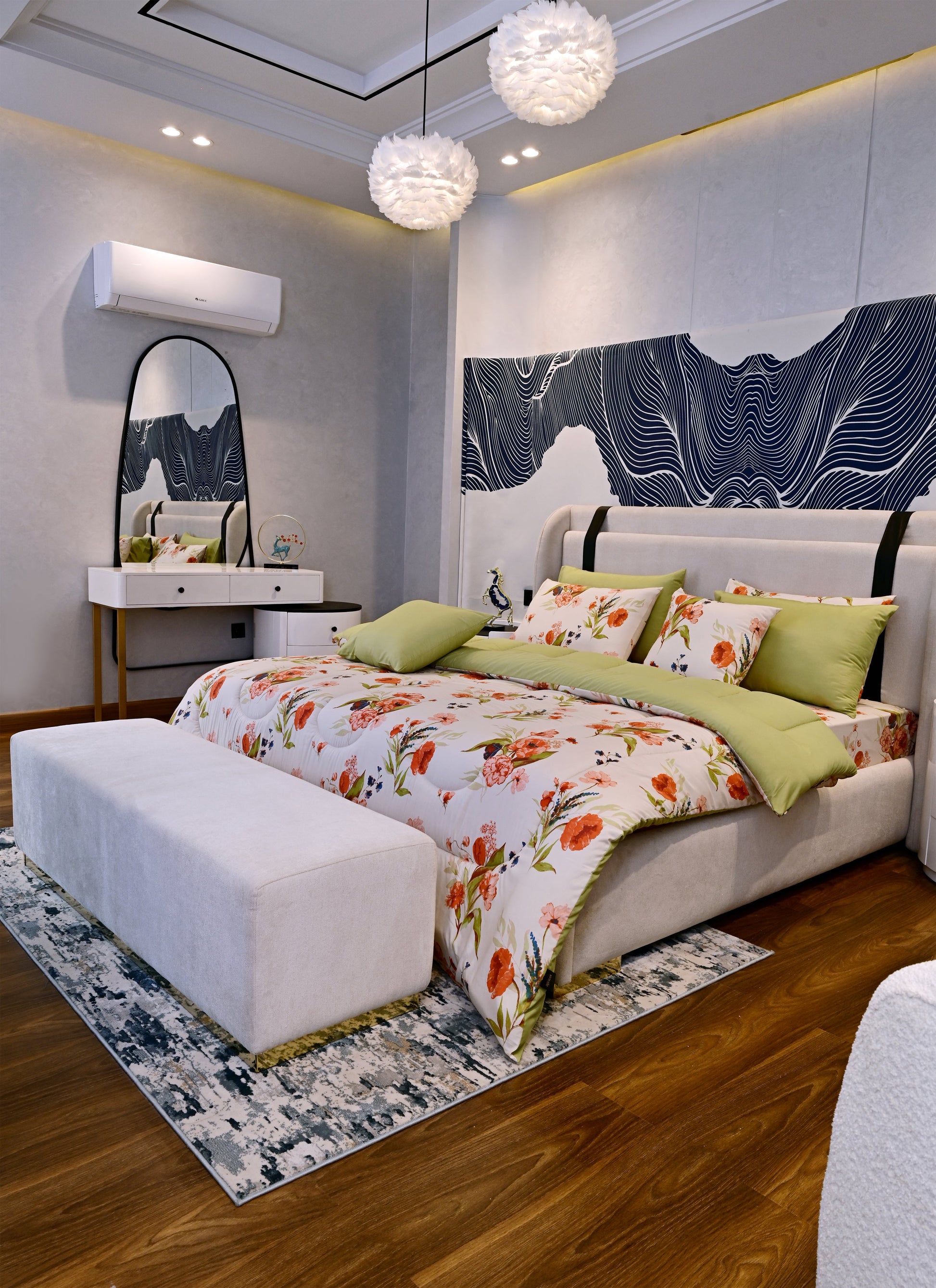 8 PCs Winter Comforter Set-Cosmic Bloom Comforters Apricot