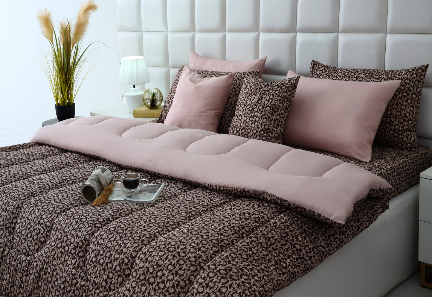 8 PCs Winter Razai SetCoral Reef Comforters Apricot