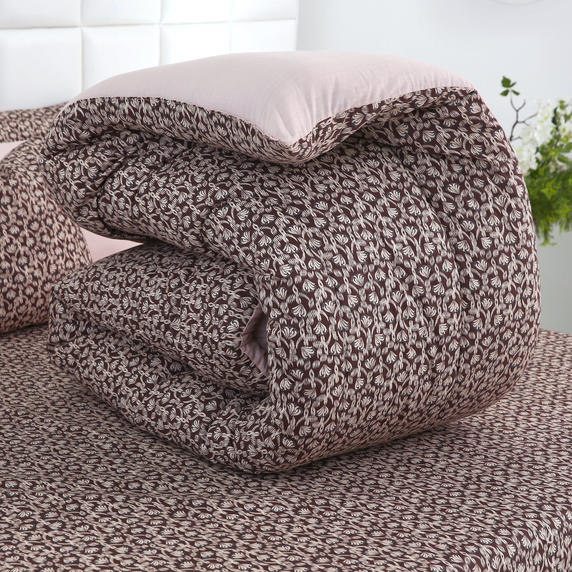 1 PC Double Winter Razai-Coral Reef Comforters Apricot