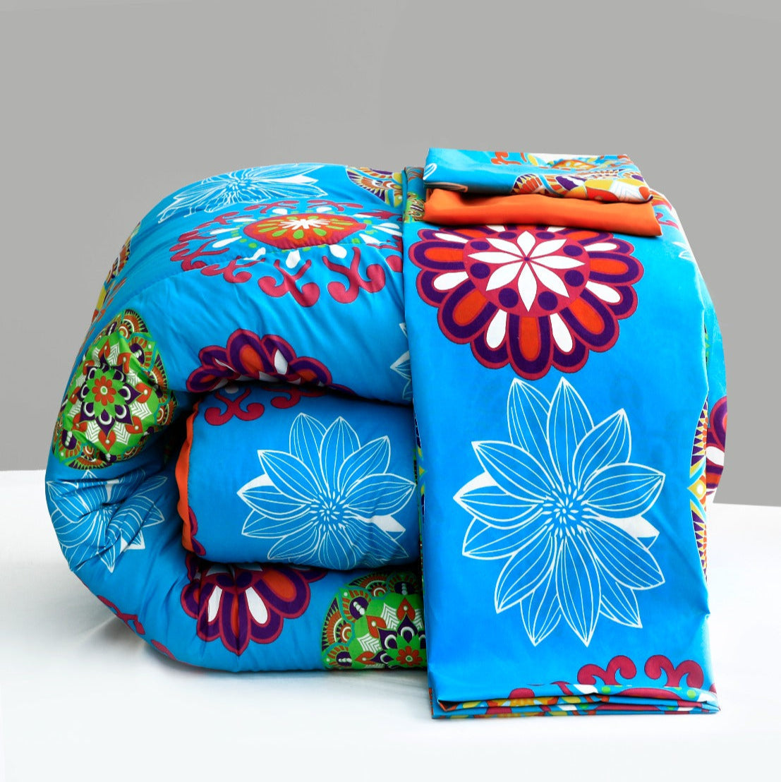 8 PCs Winter Comforter Set-15000Turquoise Flower Comforters Apricot