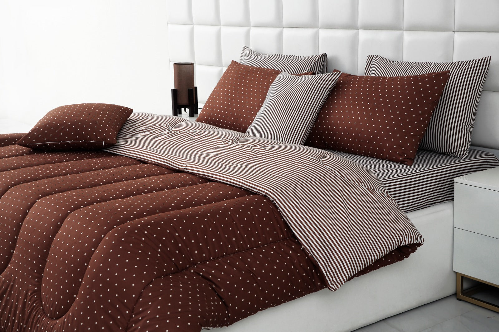 8 PCs Winter Comforter Set-Brown Polka Comforters Apricot   