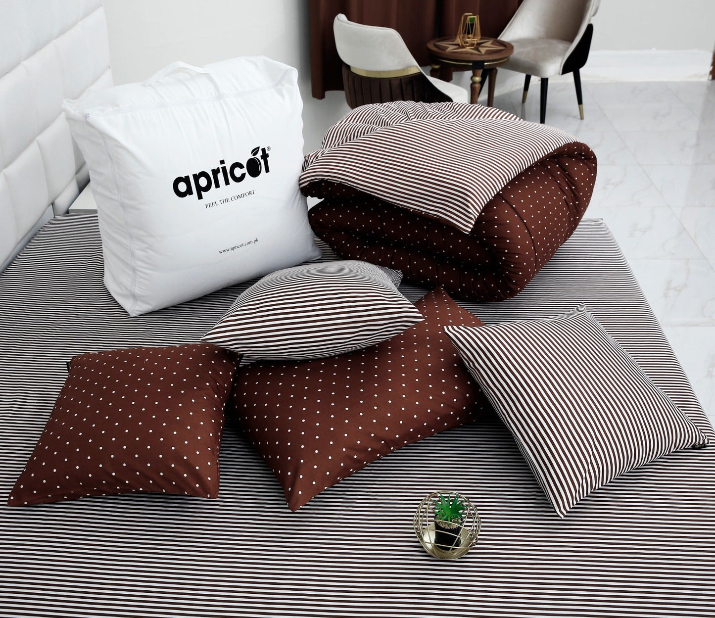 8 PCs Winter Comforter Set-Brown Polka Comforters Apricot   
