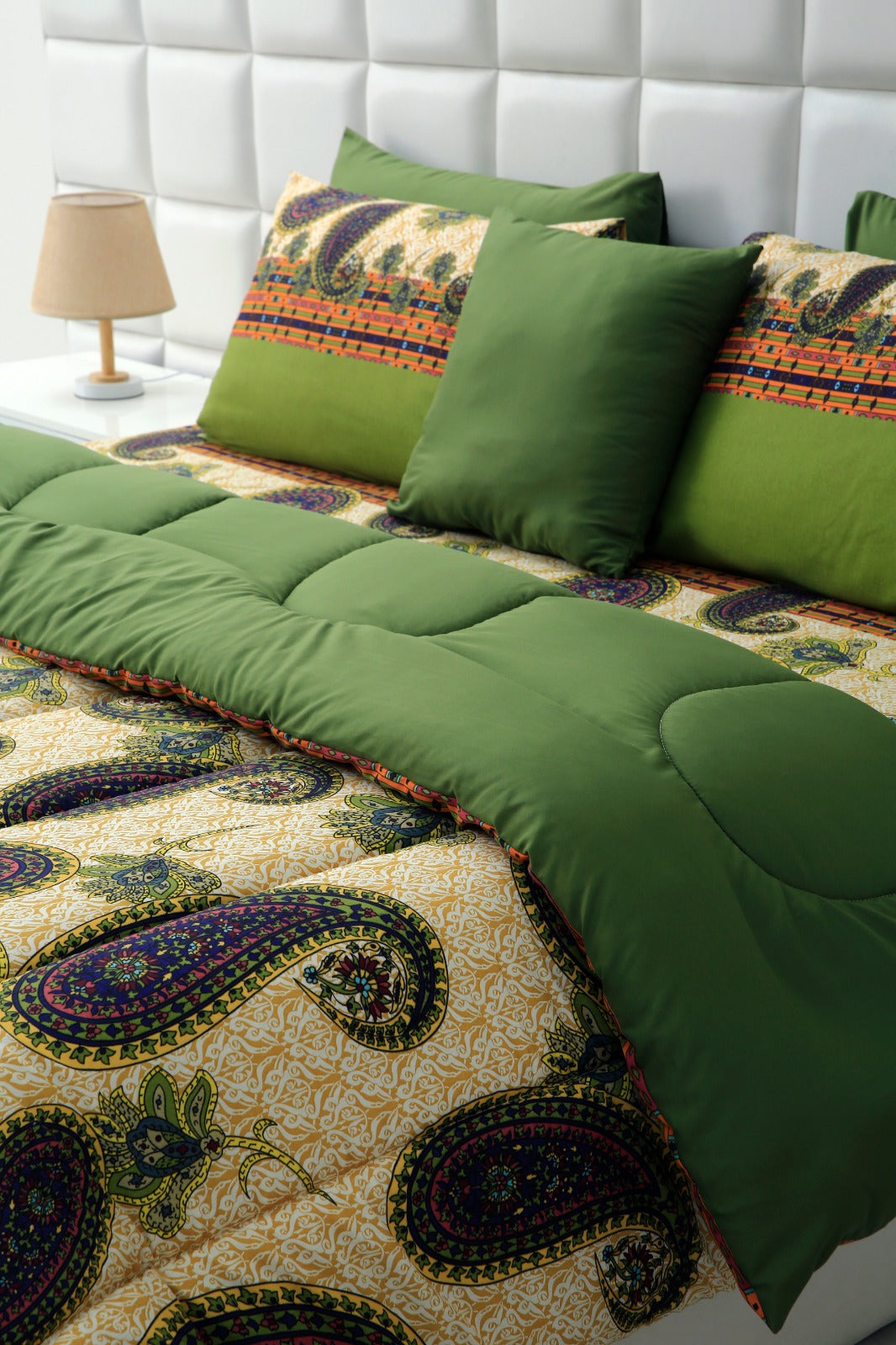 8 PCs Winter Comforter Set-Green Paisley Comforters Apricot
