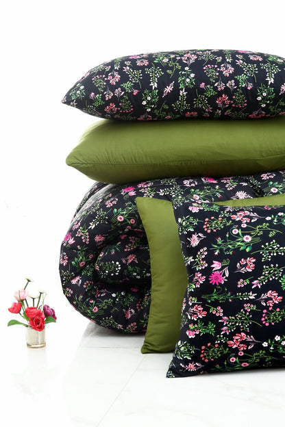 8 PCs Winter Razai Set-Crocus(With Olive Reverse) Comforters Apricot