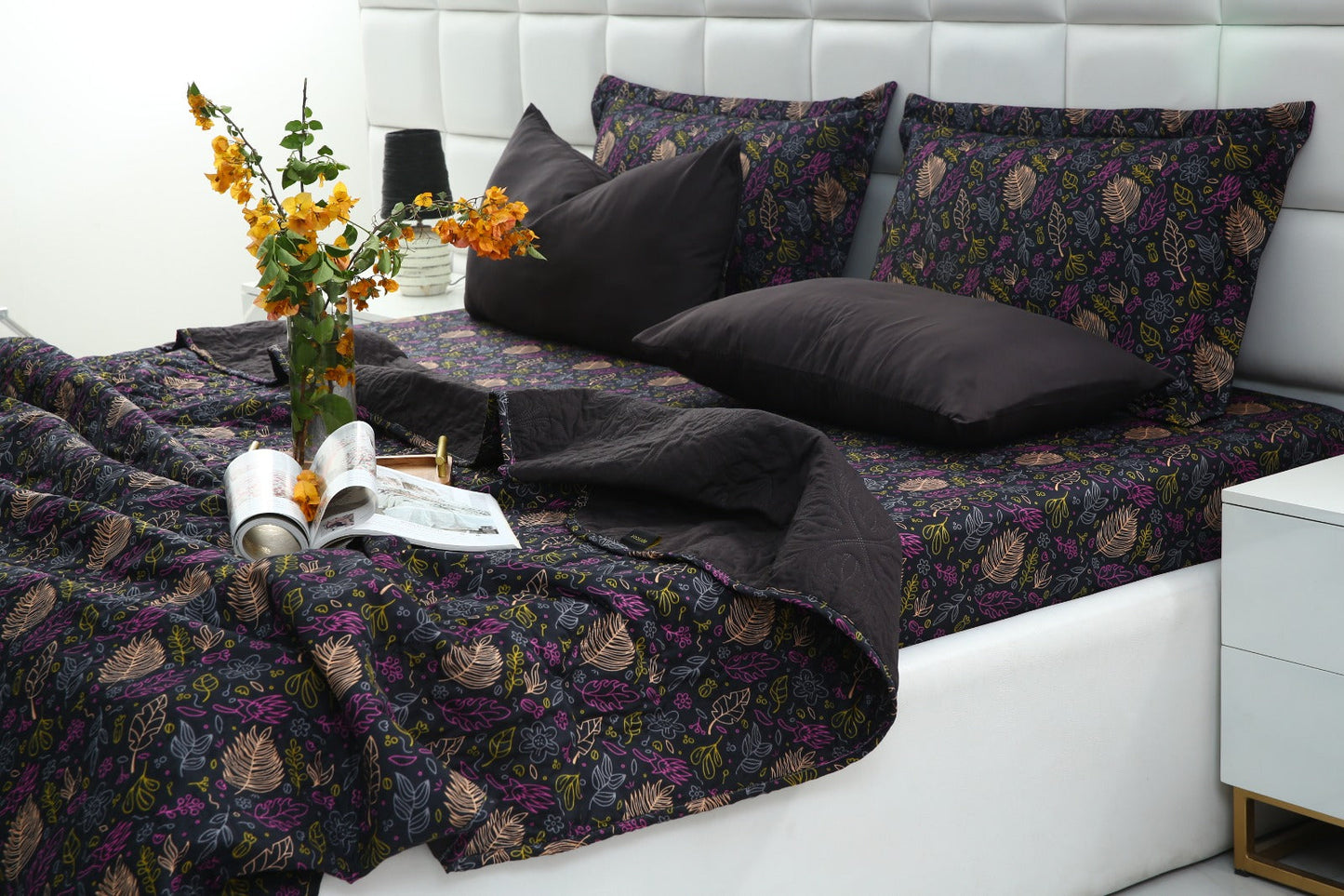 6 PCs Printed Bed Spread Set-Black Lily Bed Spread Apricot
