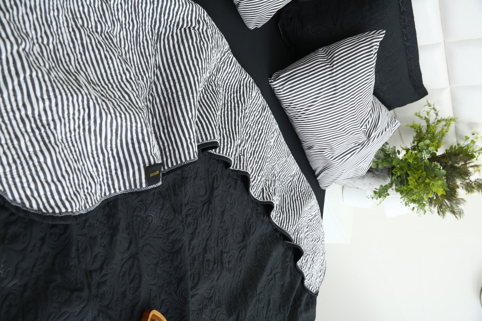 6 PCs Dyed Bed Spread Set-Black Bed Spread Apricot