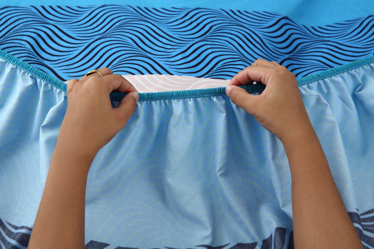 Fitted Bed Sheet-Blue Waves Fitted Sheets Apricot