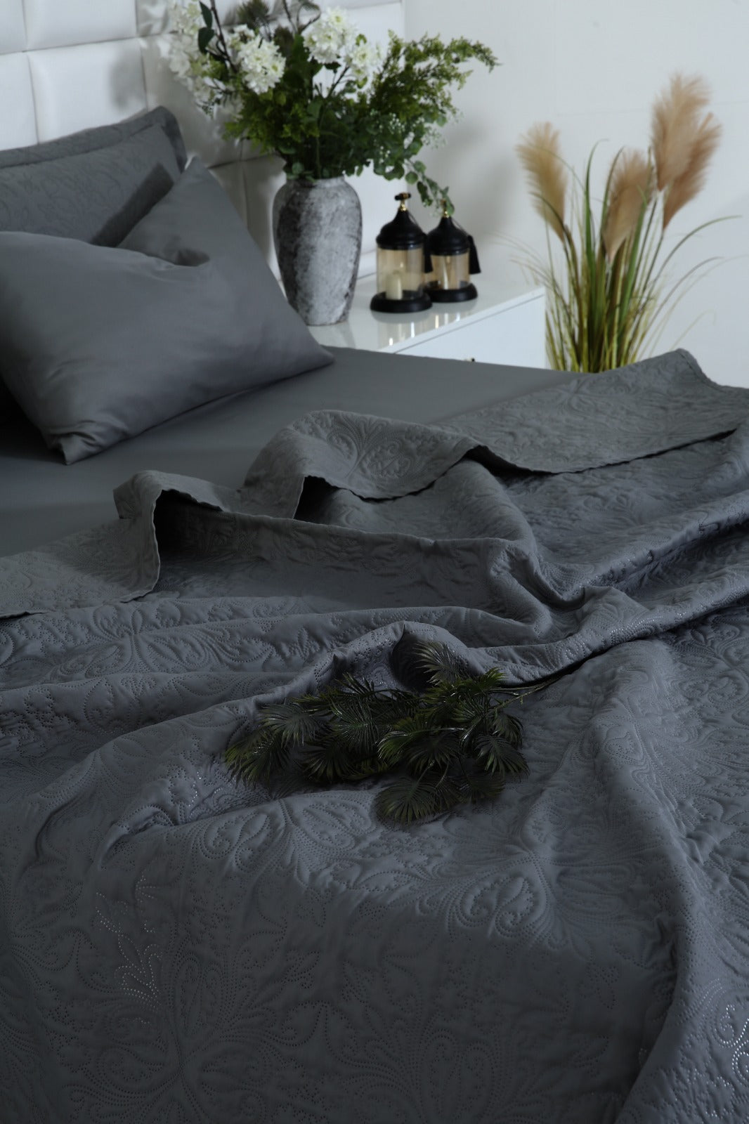 6 PCs Luxury Bed Spread Set-Grey Bed Spread Apricot