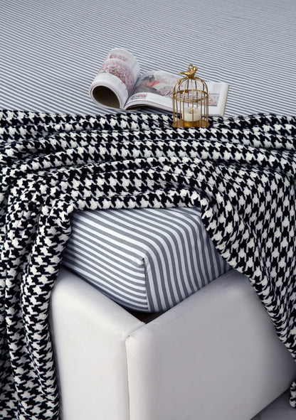 Zipper Mattress Cover Printed-Grey Stripes Protectors Apricot