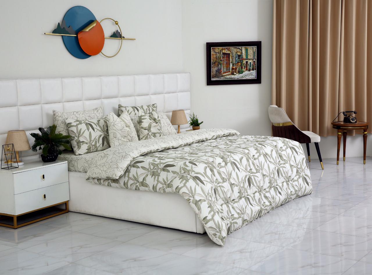 8 PCs Winter Comforter Set-Pine Comforters Apricot
