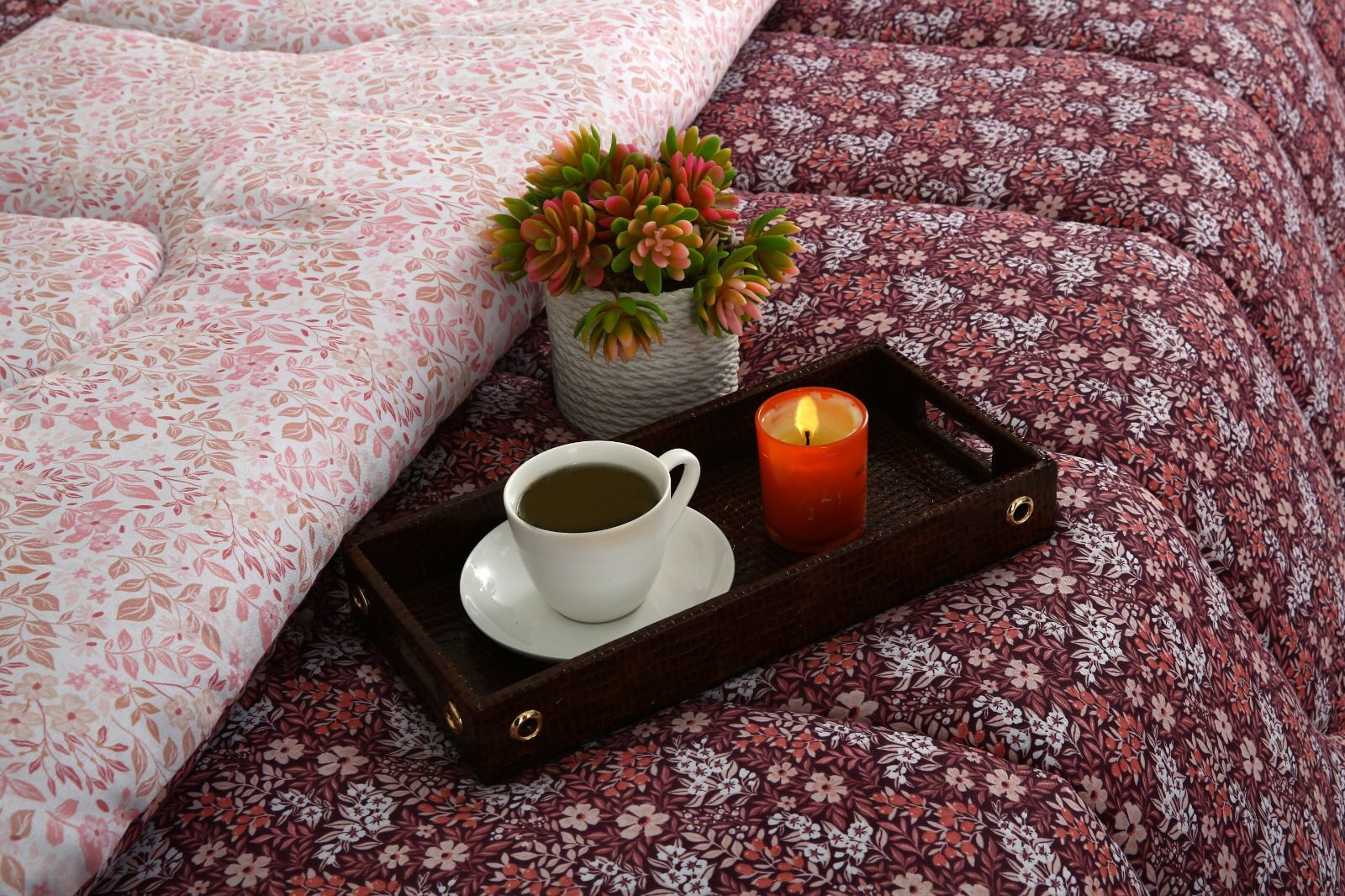 8 PCs Winter Comforter Set-Daisy Day Comforters Apricot