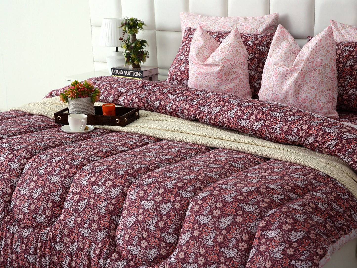8 PCs Winter Comforter Set-Daisy Day Comforters Apricot