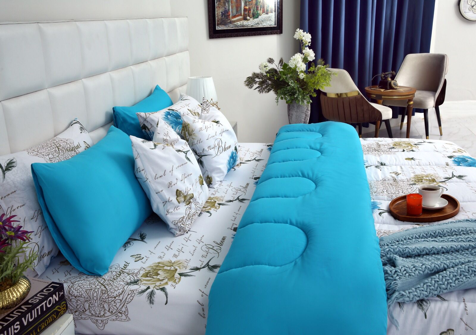 8 PCs Winter Comforter Set-Blue Flowers Comforters Apricot