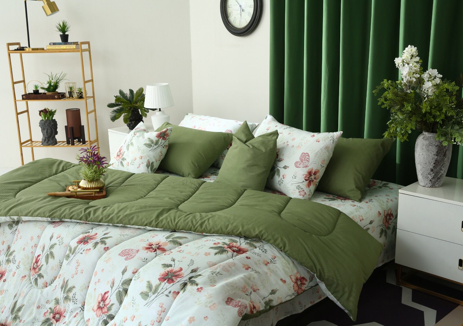 8 PCs Winter Comforter Set-Rosa Comforters Apricot