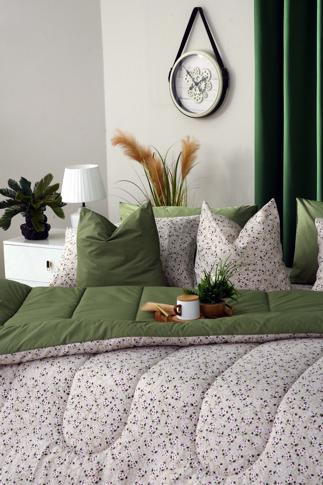 5 PCs Single Comforter Set-Tiny Flowers Comforters Apricot