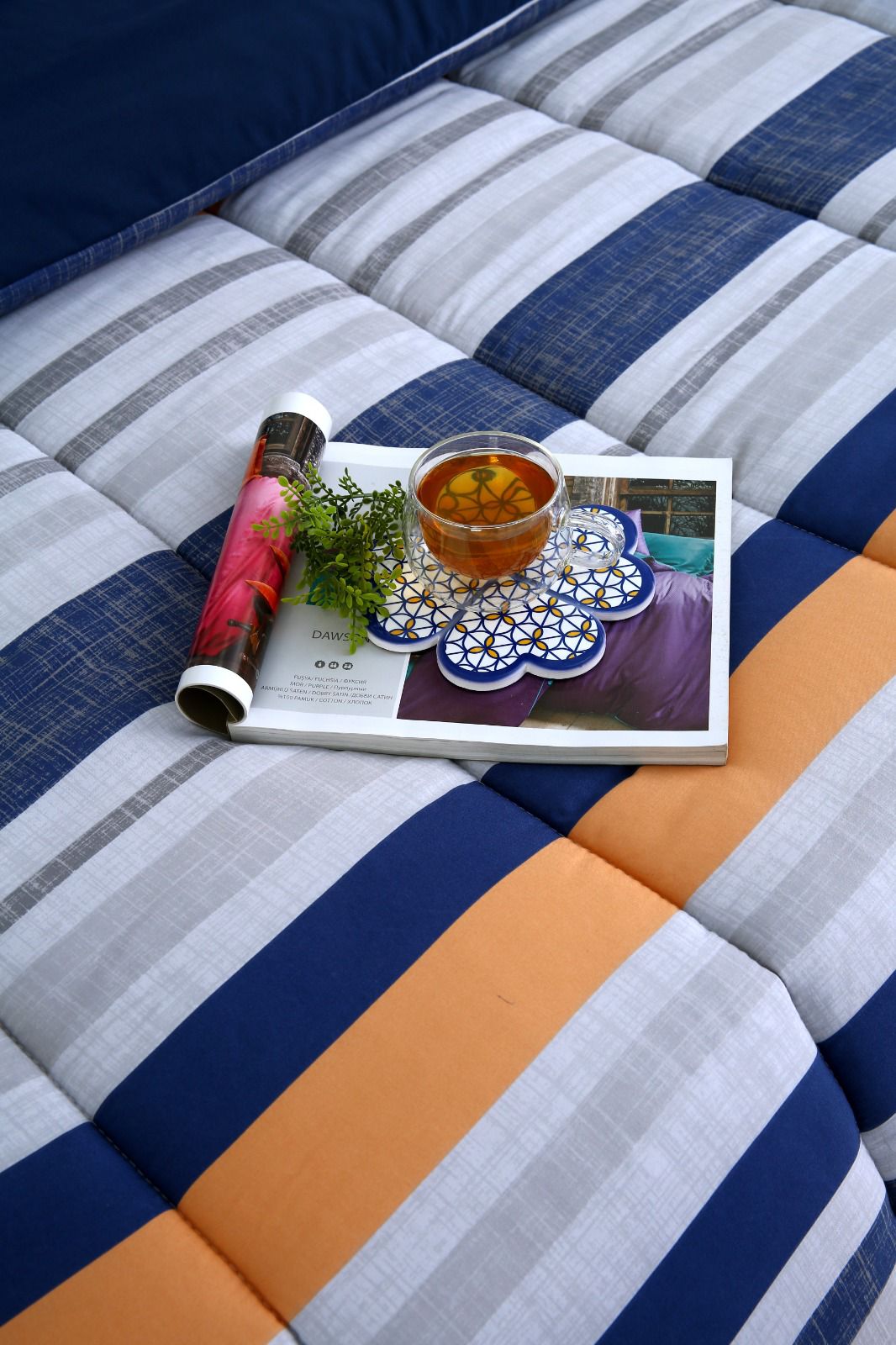 8 PCs Winter Comforter Set-Multi Bands Comforters Apricot