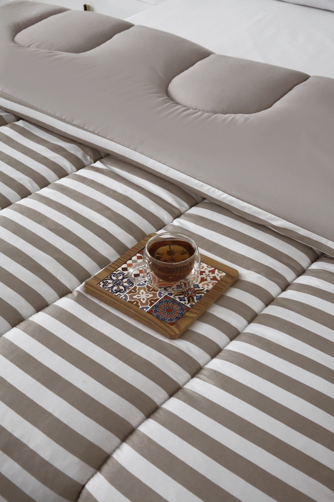 1 PC Double Winter Comforter-Beige Bold Stripes Comforters Apricot