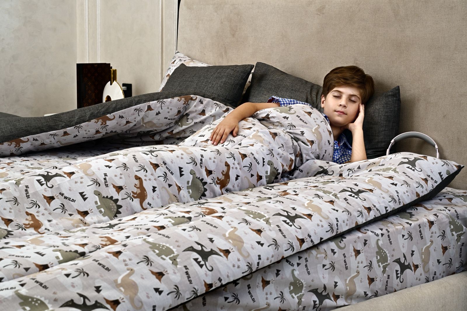 5 PCs Single Kids Comforter Set-Dino Gang Comforters Apricot