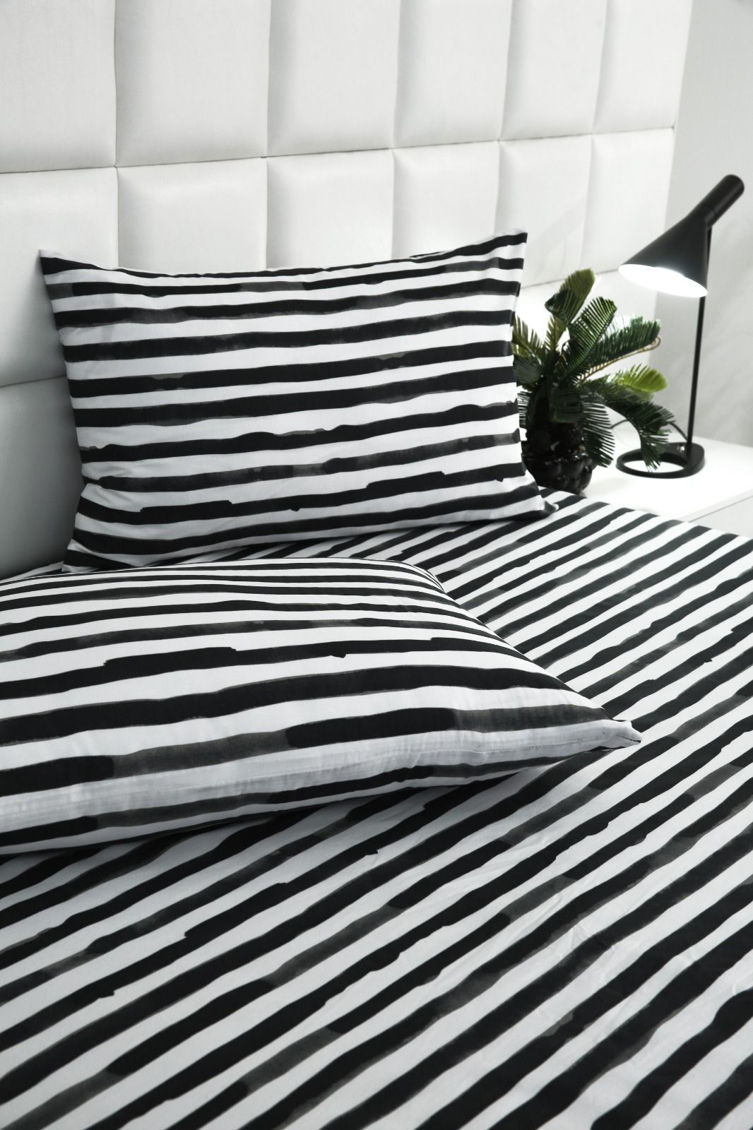 Fitted Bed Sheet-Black Bands Fitted Sheets Apricot