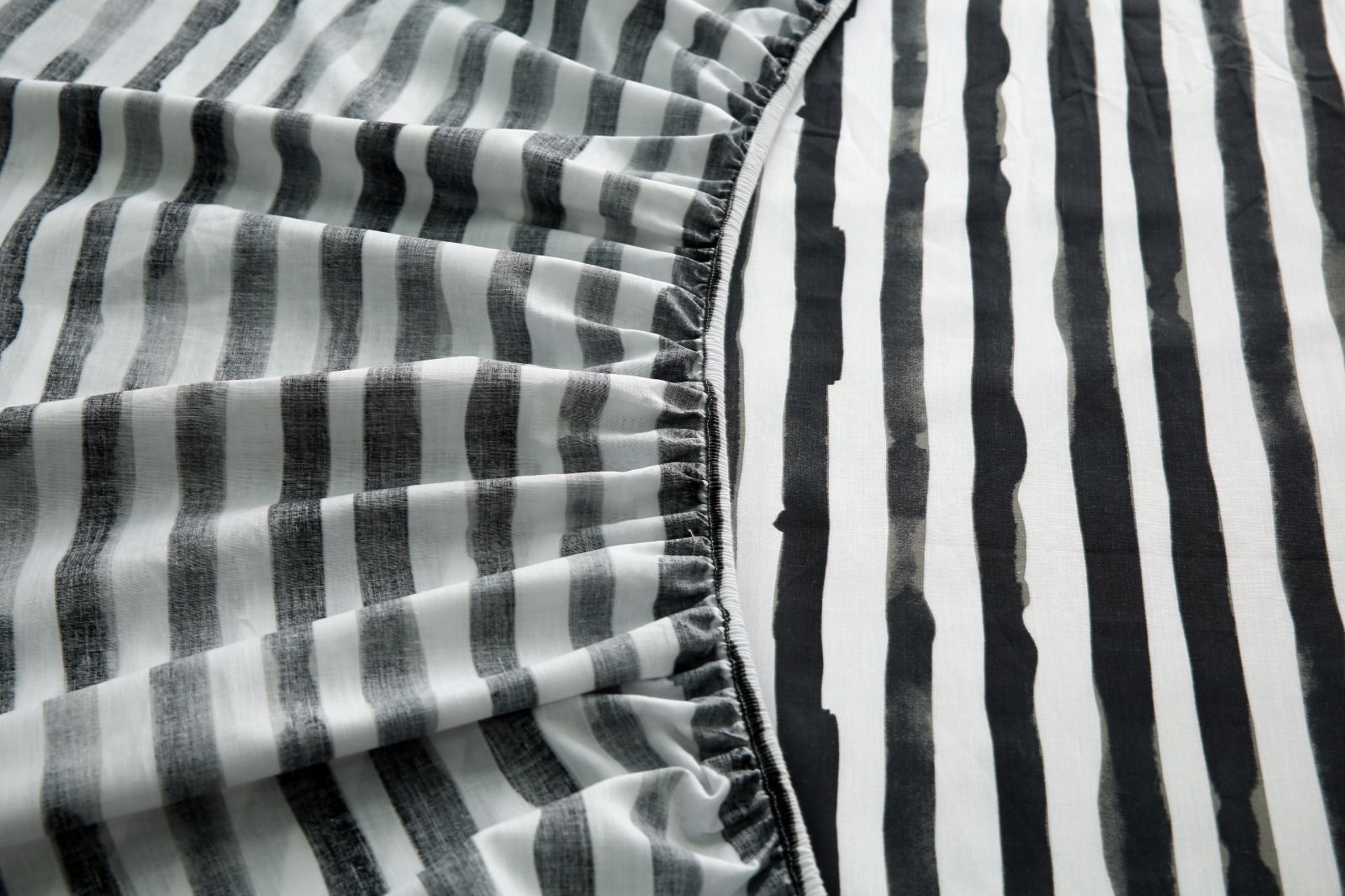 Fitted Bed Sheet-Black Bands Fitted Sheets Apricot