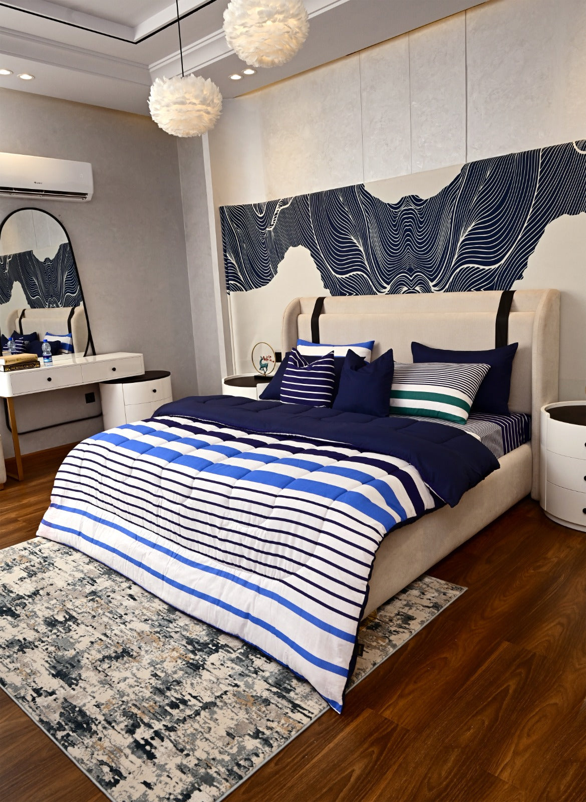 8 PCs Winter Comforter Set-Quad Patch Comforters Apricot