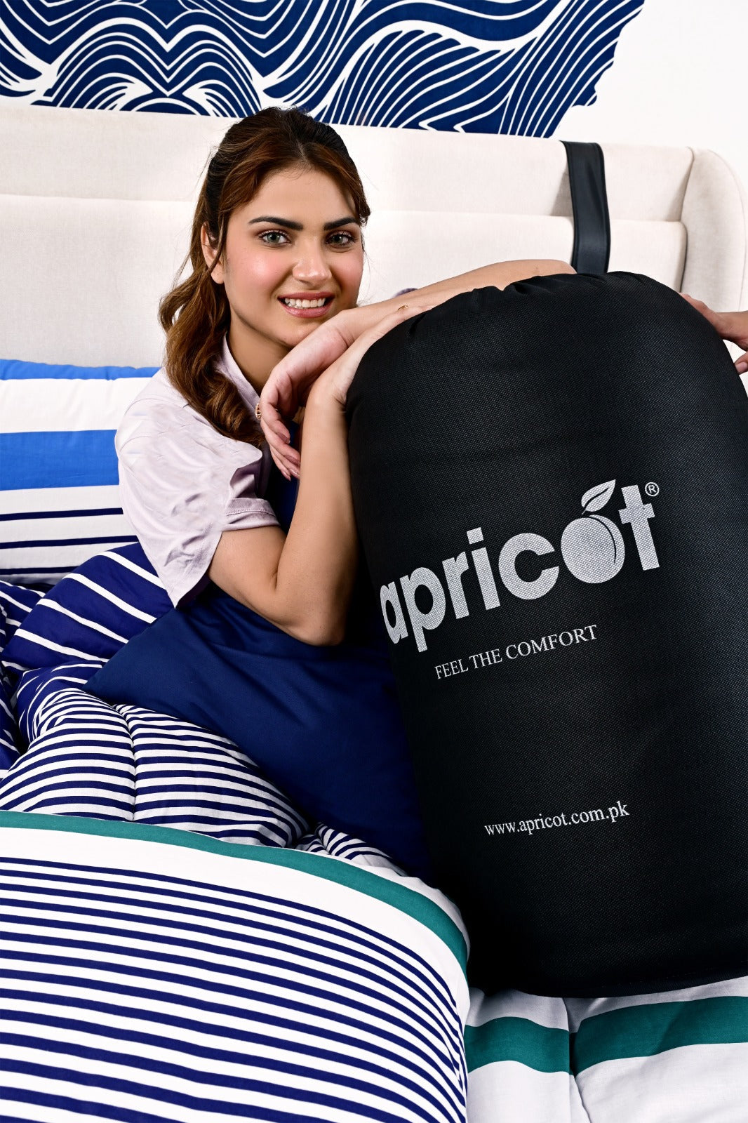 8 PCs Winter Comforter Set-Quad Patch Comforters Apricot