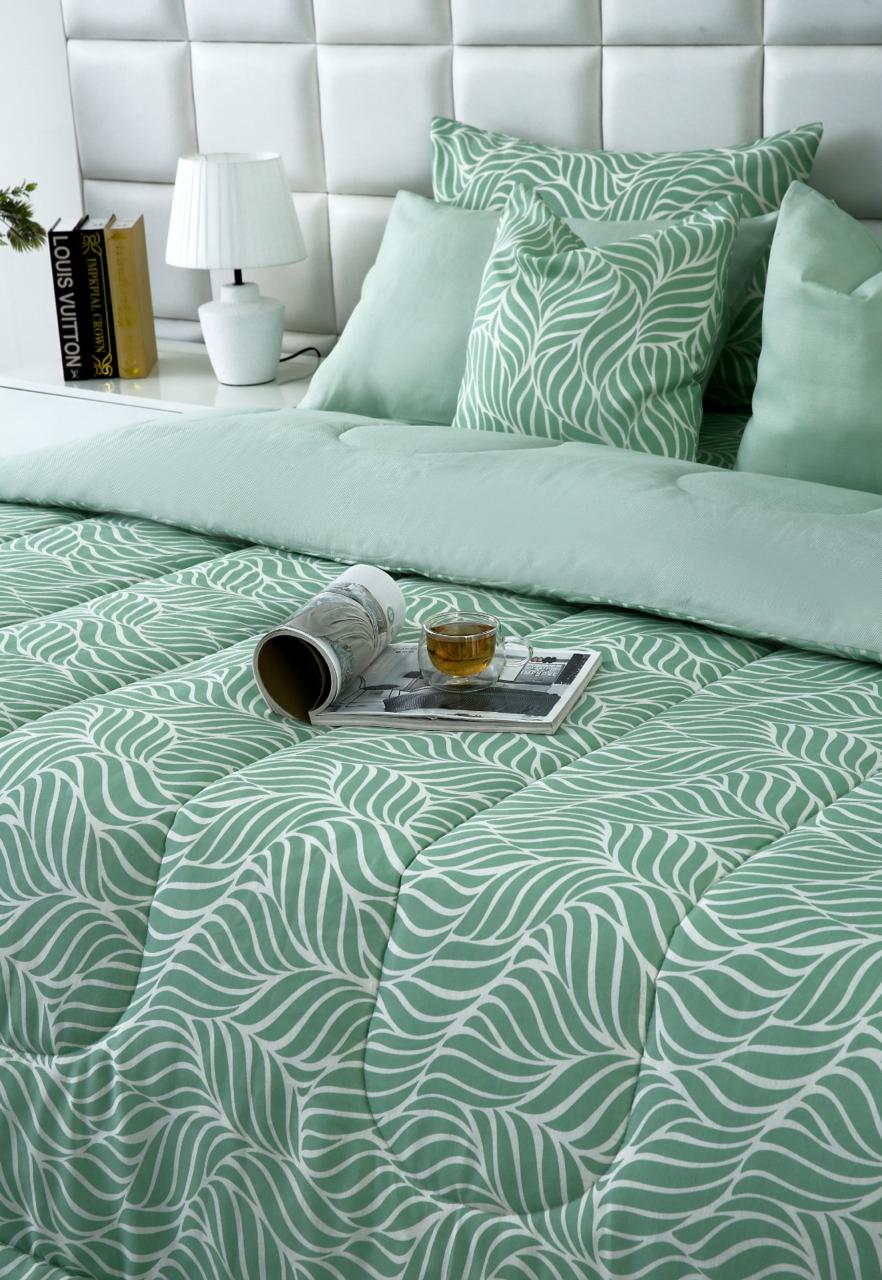 8 PCs Winter Comforter Set-Leafy Spiral Comforters Apricot