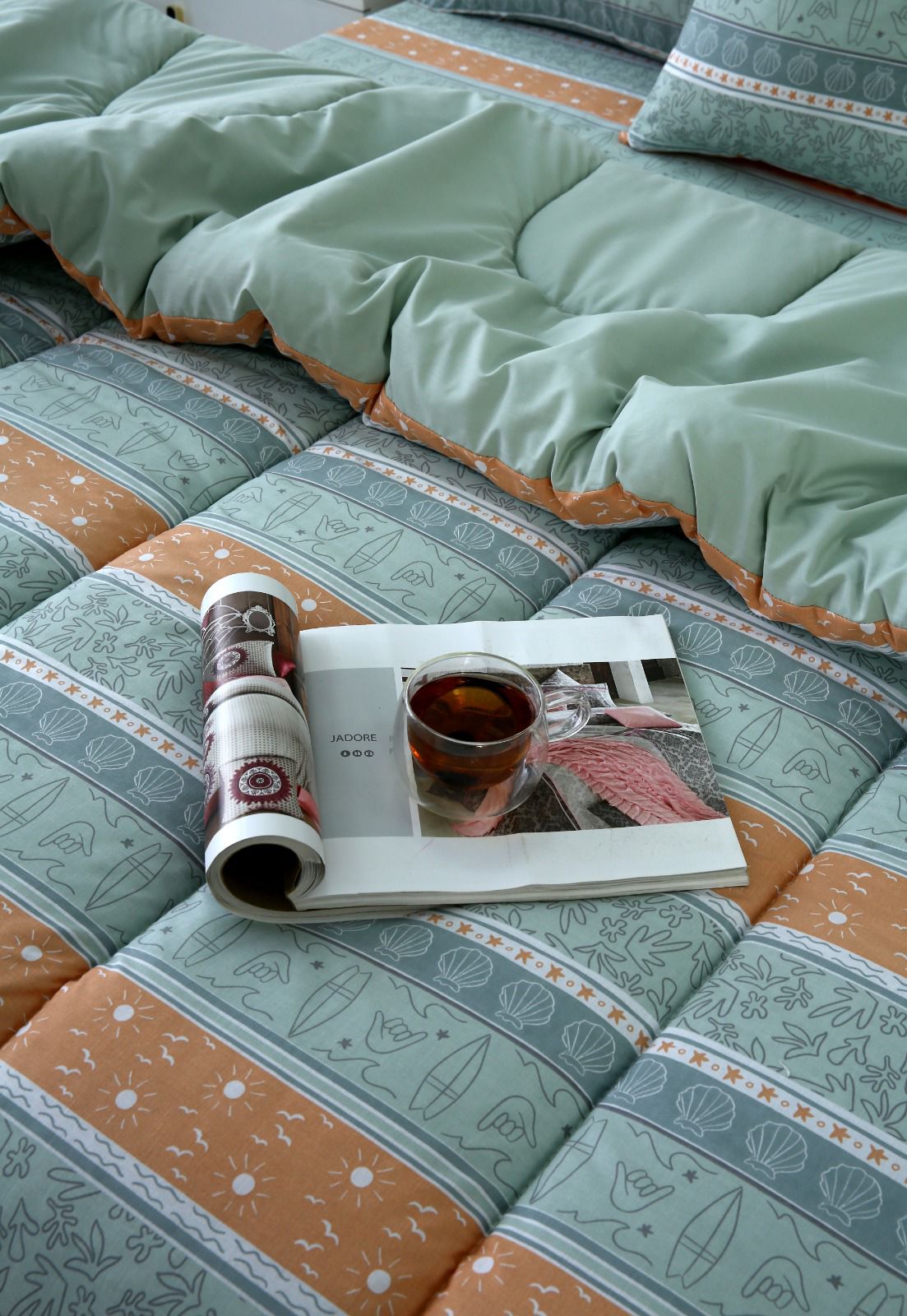 8 PCs Winter Comforter Set-Beach Folk Comforters Apricot