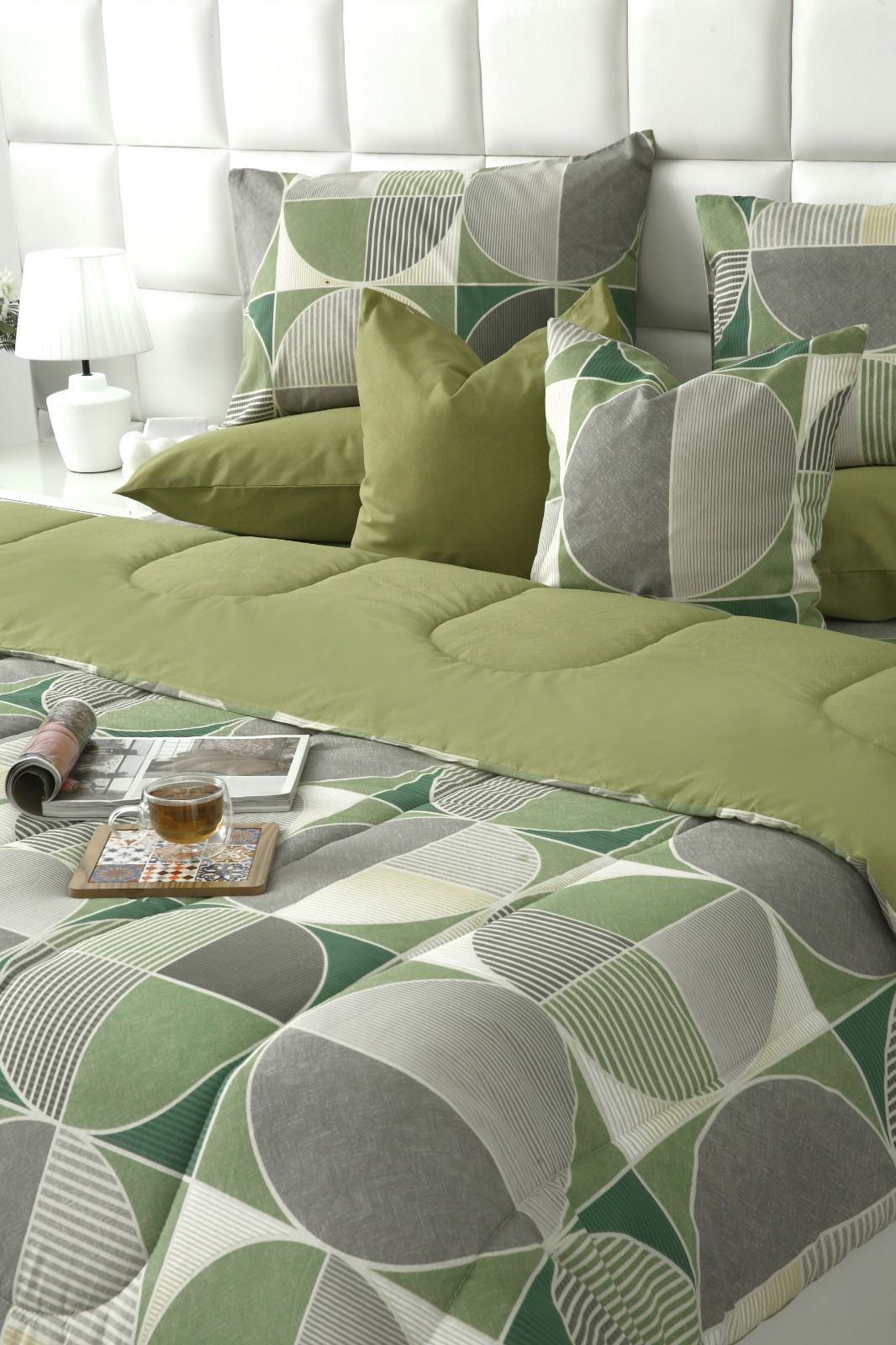 8 PCs Winter Razai Set-Neo Abstract Comforters Apricot