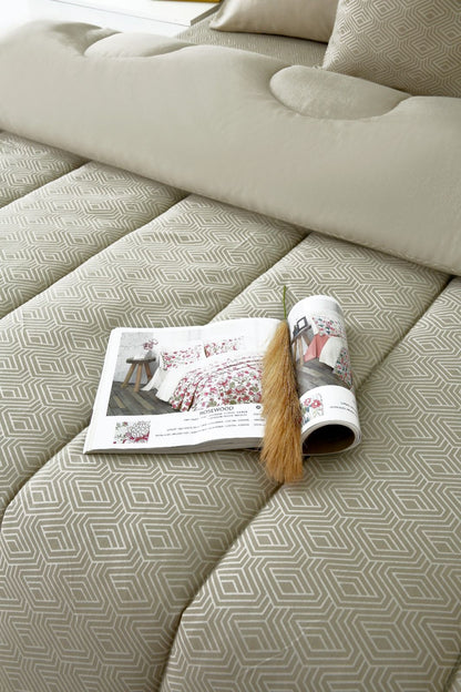 8 PCs Winter Comforter Set-Opus Comforters Apricot