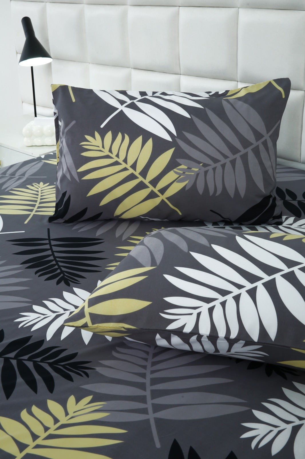 3 PCs Double Bed Sheet-Black Feathers BED SHEET Apricot