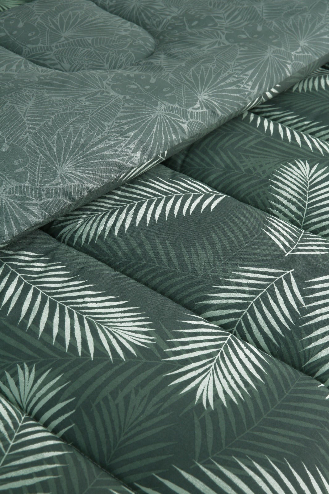 8 PCs Winter Razai Set-Emerald Feathers Comforters Apricot