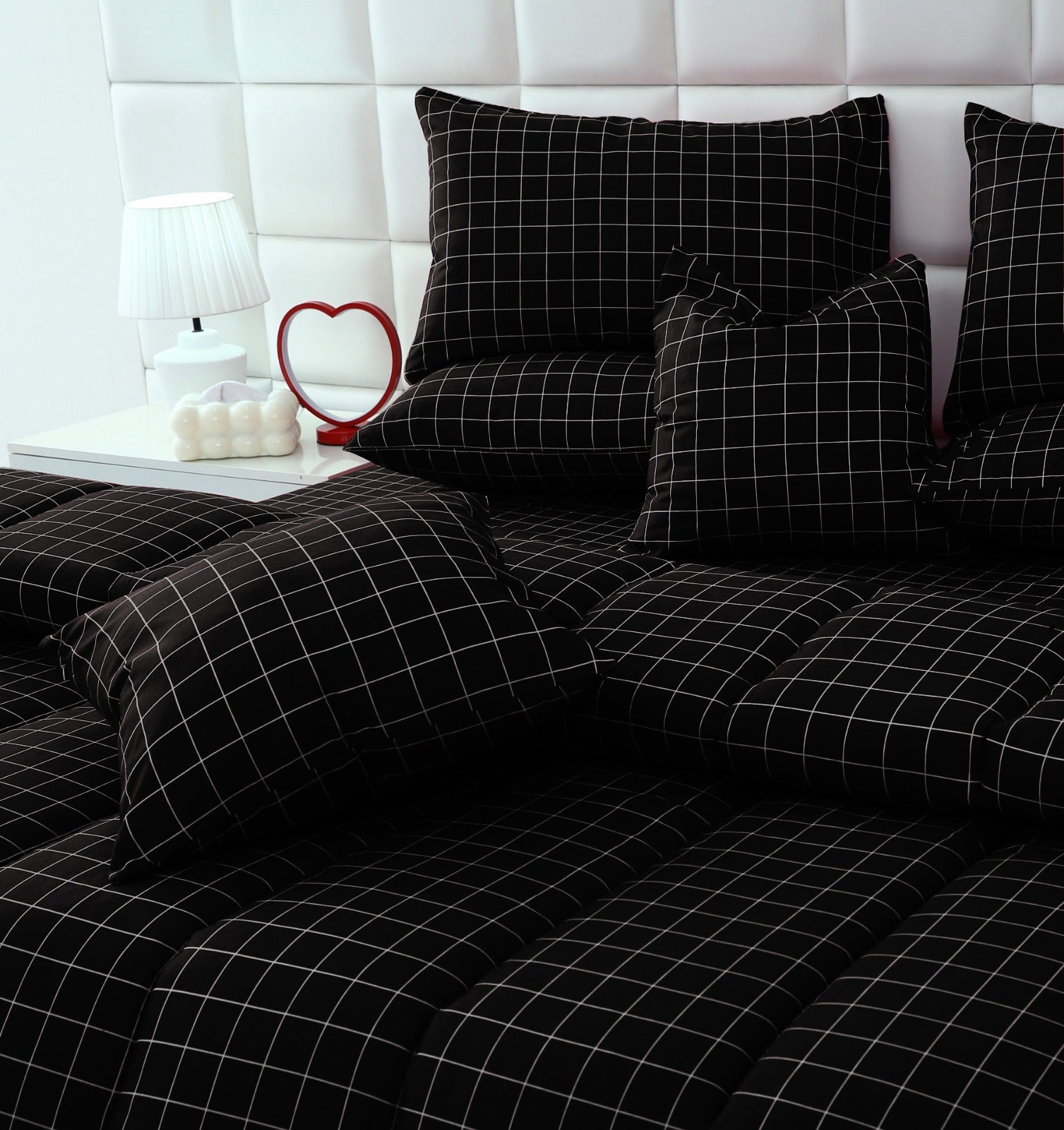 8 PCs Winter Comforter Set-Black Check Comforters Apricot