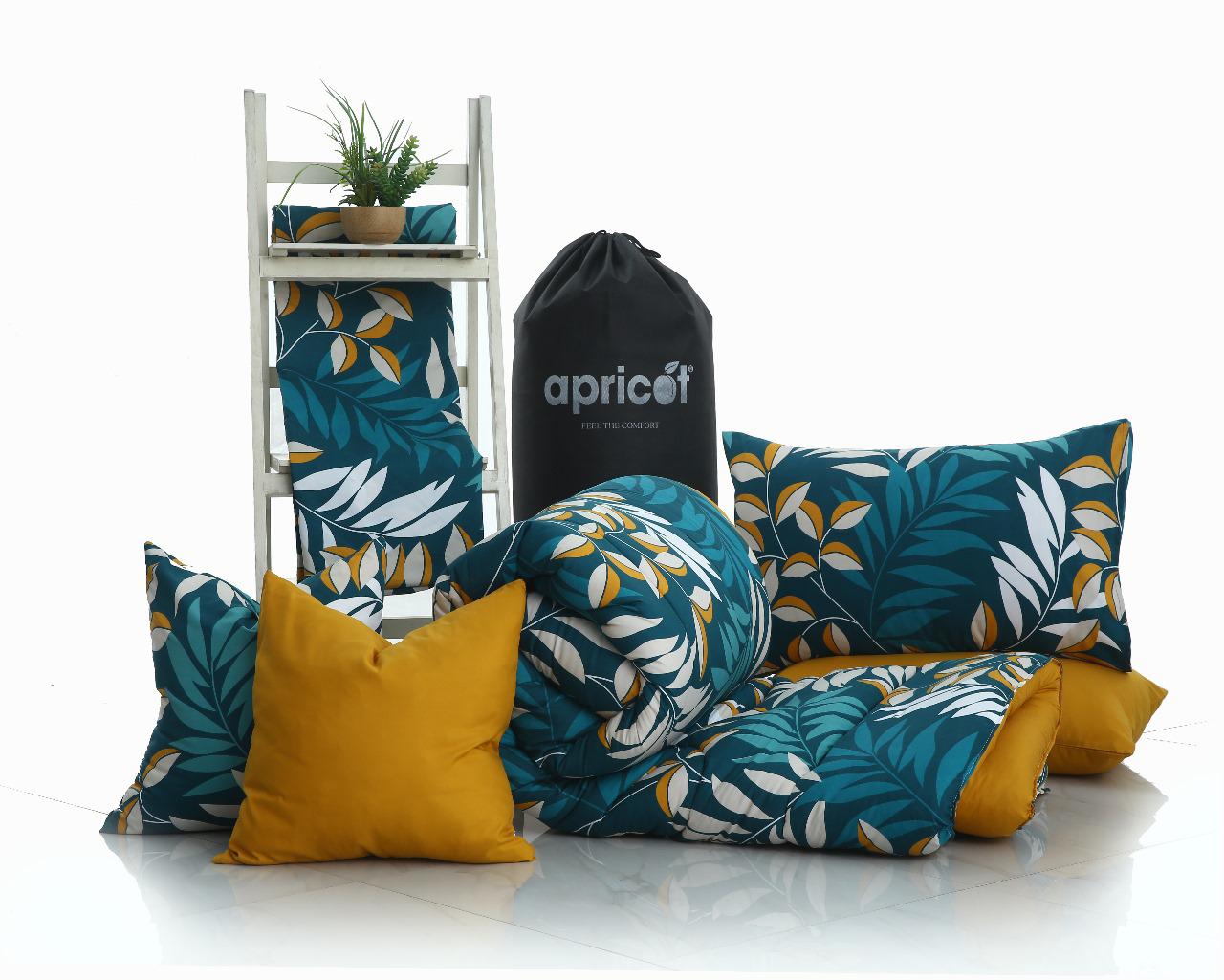 8 PCs Winter Razai Set-Tropicals Comforters Apricot