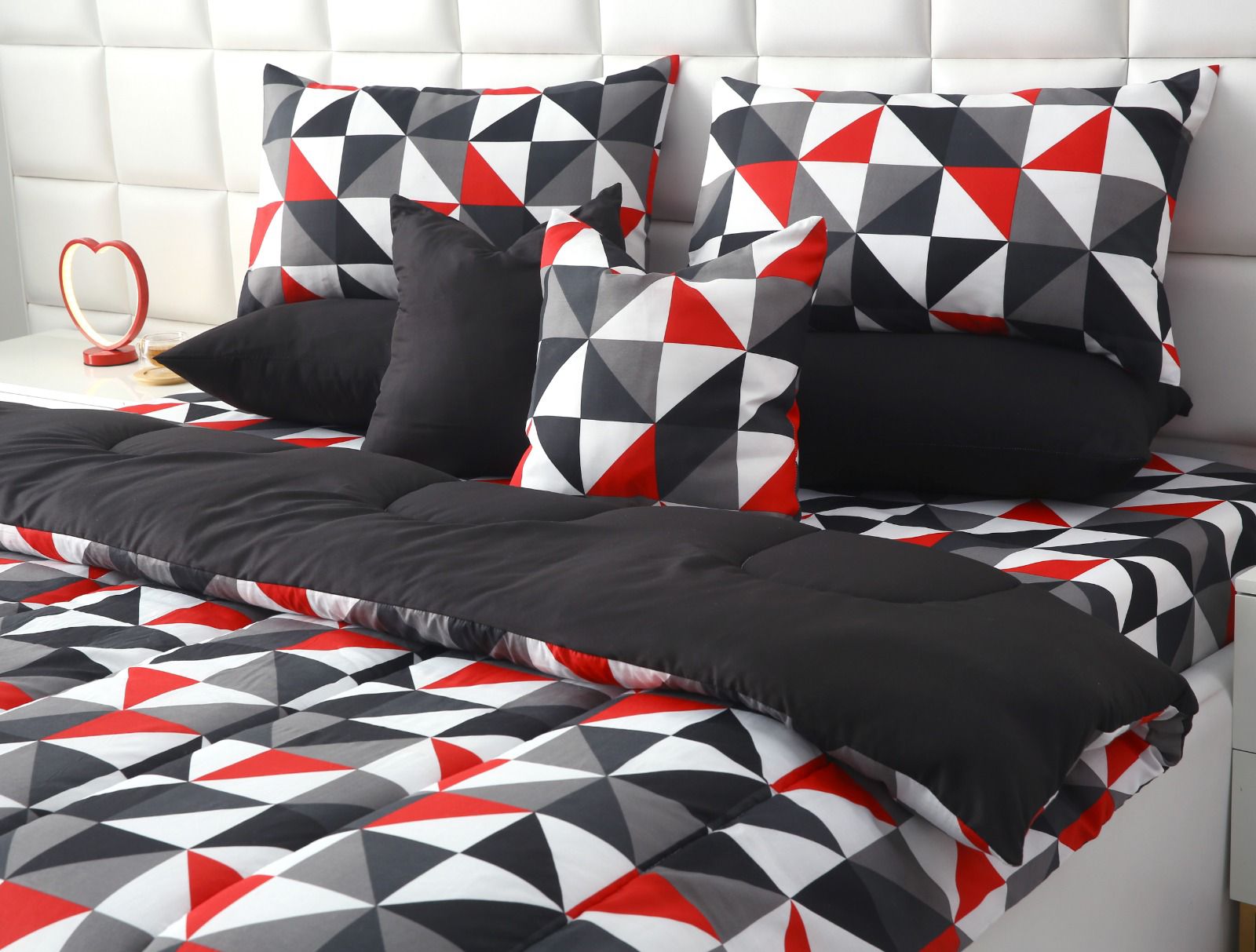 8 PCs Winter Razai Set-Abstract Geometric(With Black Reverse) Comforters Apricot