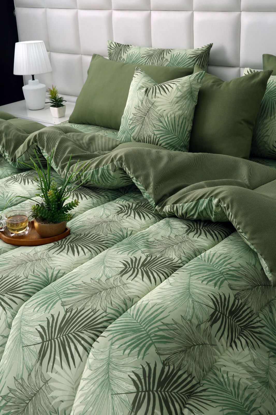 8 PCs Winter Razai Set-Palmy Jungle Comforters Apricot