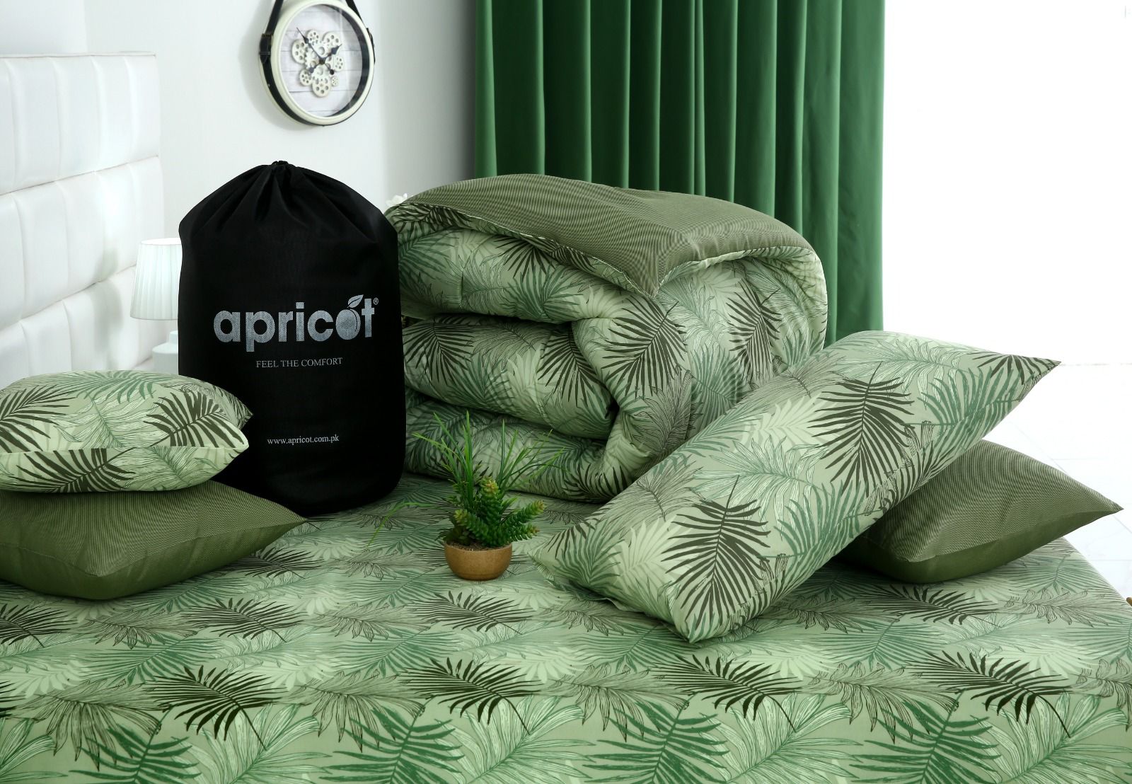 8 PCs Winter Razai Set-Palmy Jungle Comforters Apricot